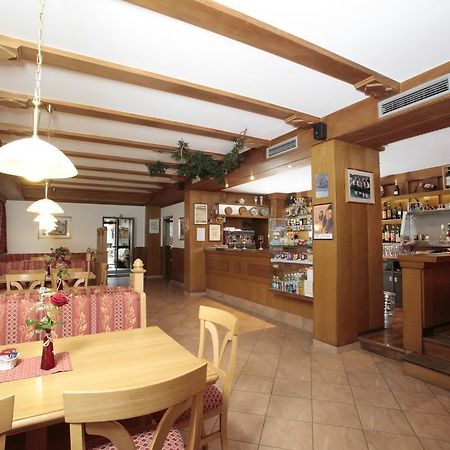 Hotel Alpino Plan Sëlva di Val Gardena Eksteriør billede